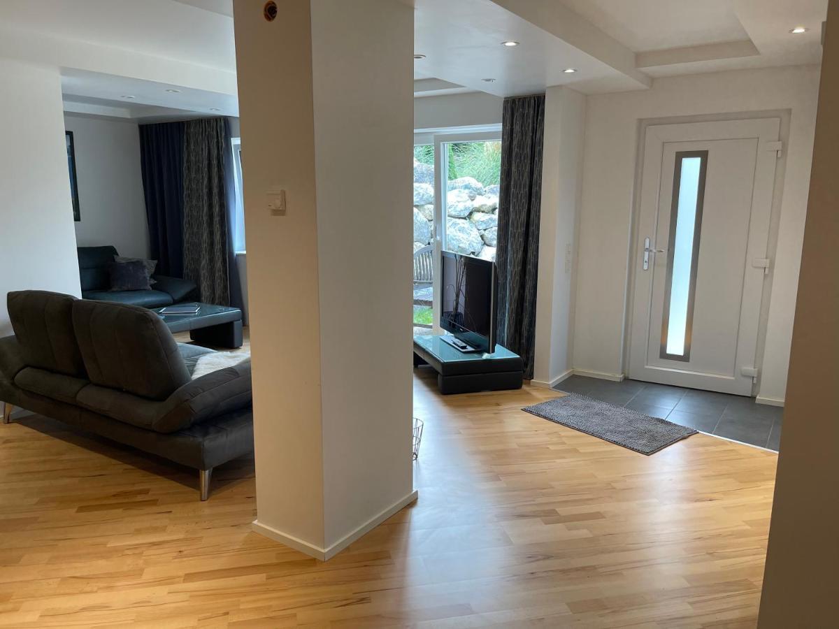 Moderne, Ruhige Ferienwohnung , Ideal Zum Abschalten Hadamar Ngoại thất bức ảnh