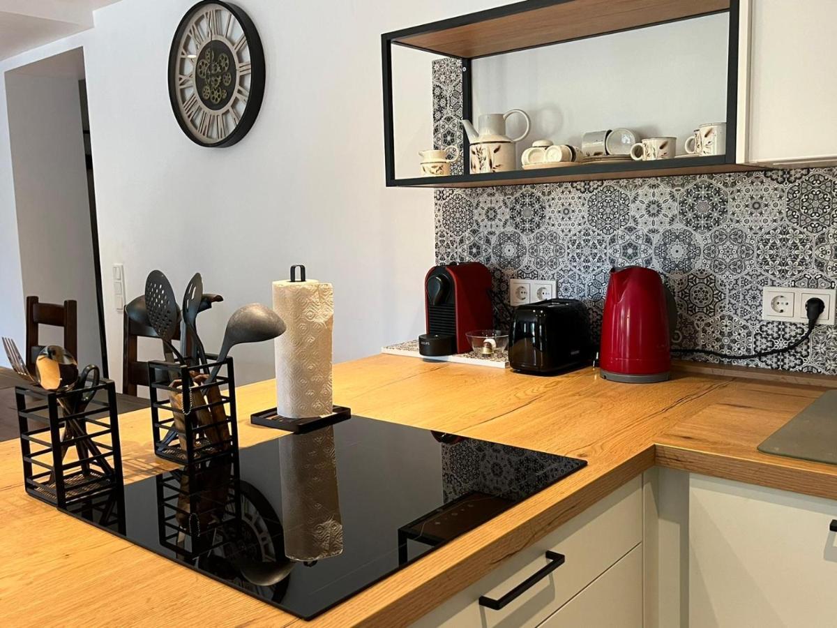 Moderne, Ruhige Ferienwohnung , Ideal Zum Abschalten Hadamar Ngoại thất bức ảnh