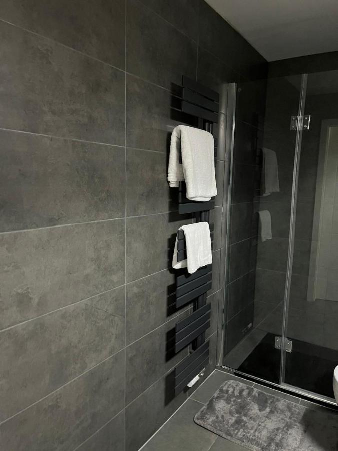 Moderne, Ruhige Ferienwohnung , Ideal Zum Abschalten Hadamar Ngoại thất bức ảnh
