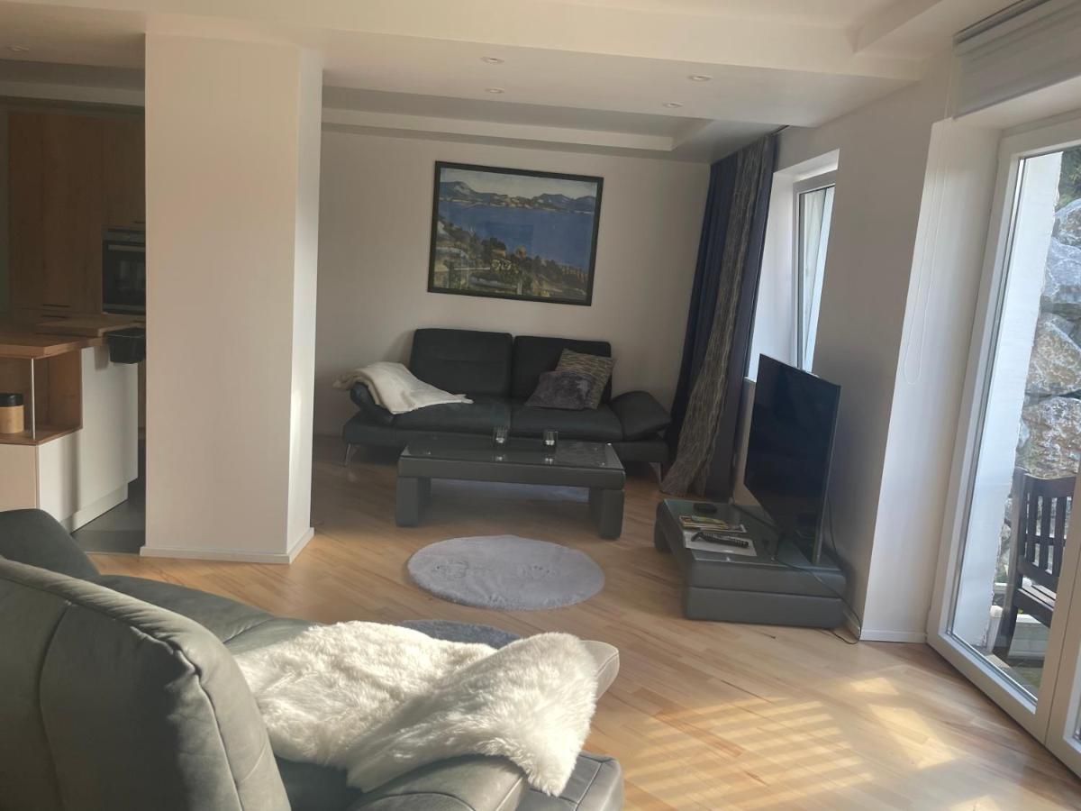 Moderne, Ruhige Ferienwohnung , Ideal Zum Abschalten Hadamar Ngoại thất bức ảnh